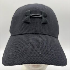 Under Armour Blitzing Fitted Hat Men's M/L Black Classic Fit Performance Stretch